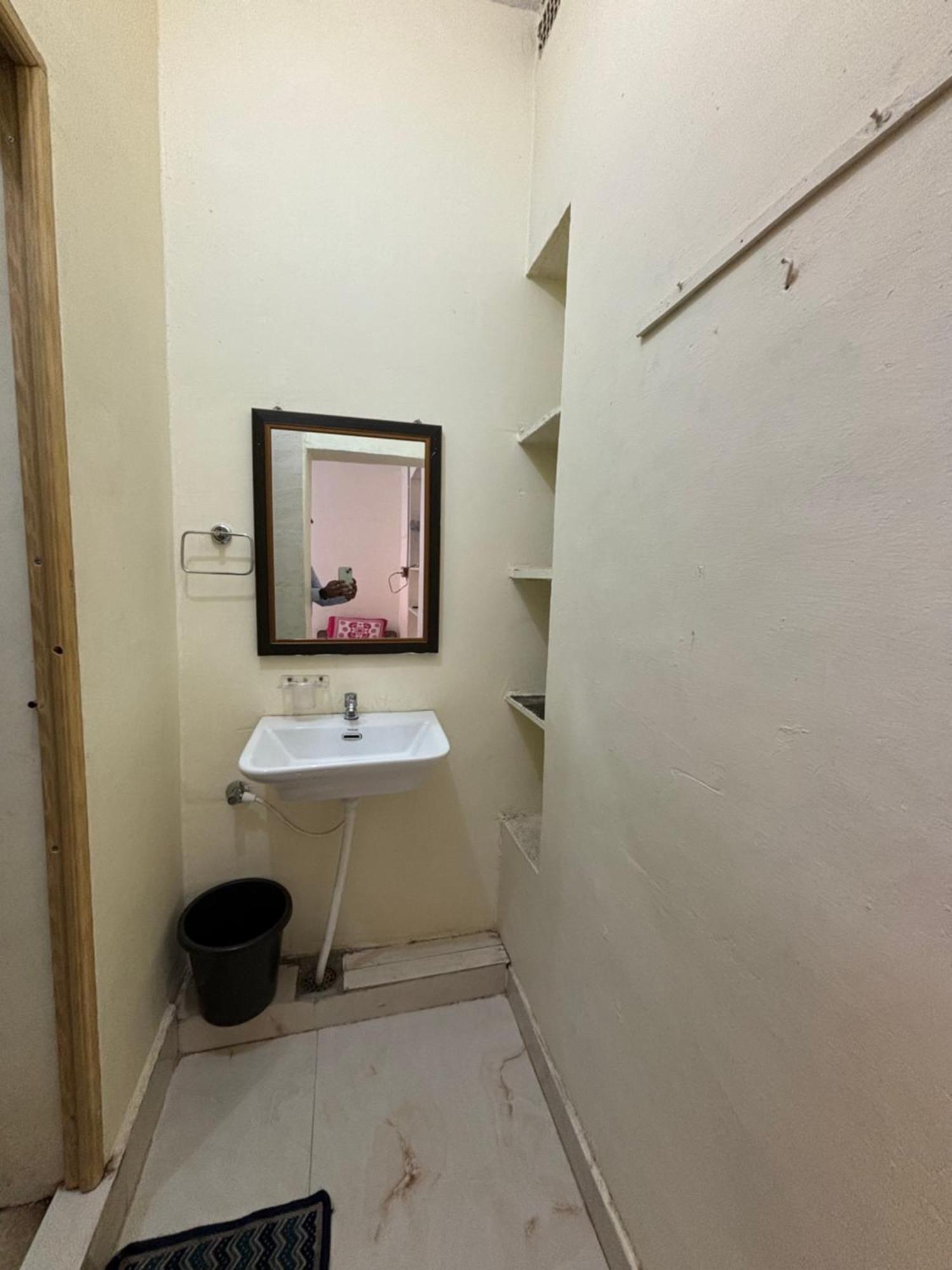 Mahesh Guest House Hampi Esterno foto